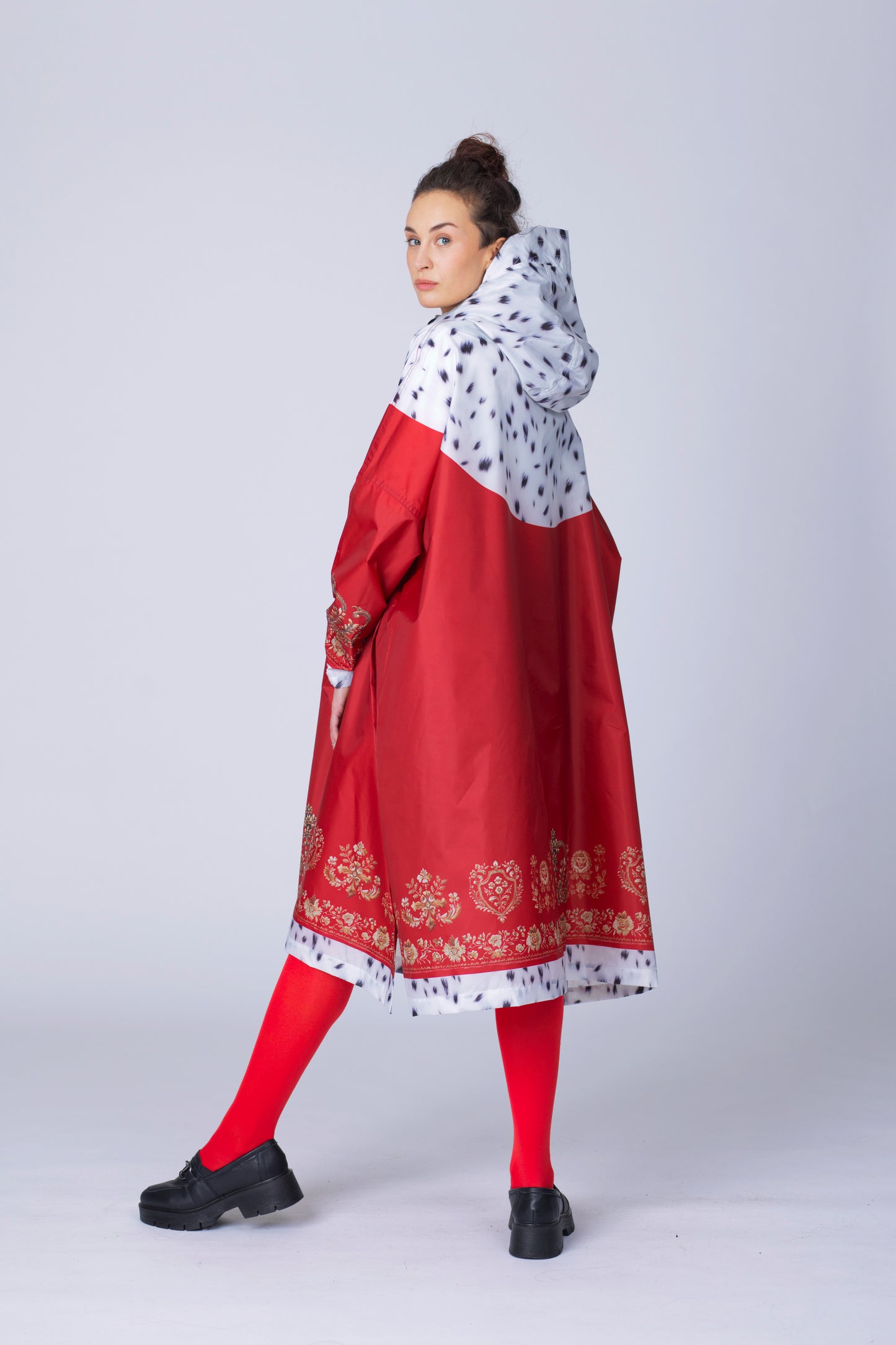 Queen's Robe - Fashion Raincoat