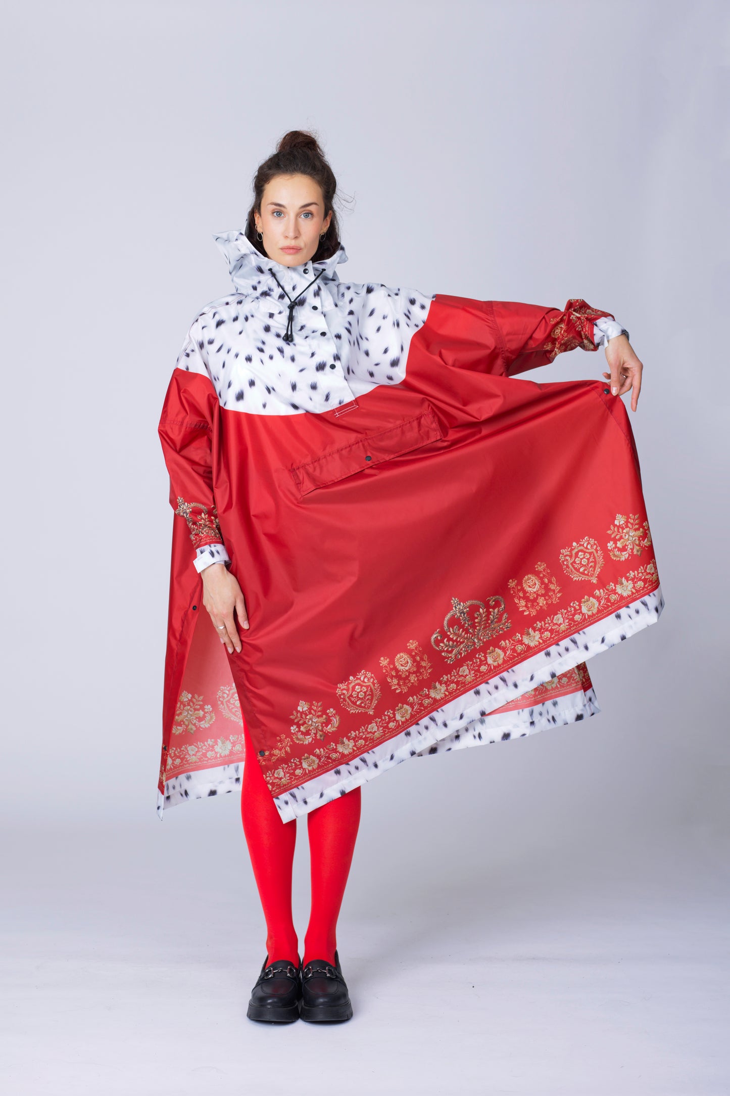 Queen's Robe - Fashion Raincoat